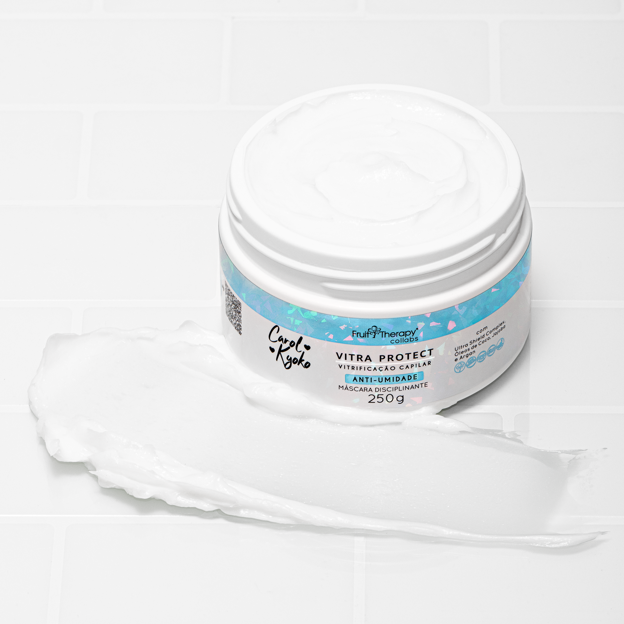 Máscara Capilar Vitra Protect Carol Kyoko + Left Cosméticos